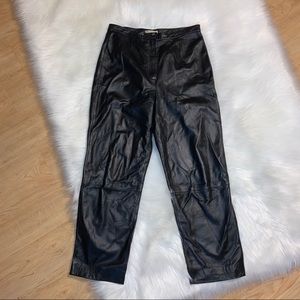 Apostrophe 100% leather cropped pants